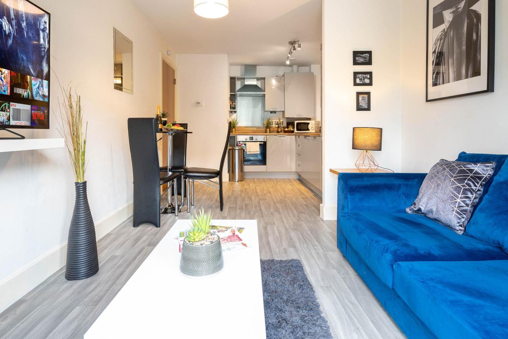 City Centre Apartment - Balcony - Netflix - Park Facing 38Akw Birmingham Dış mekan fotoğraf